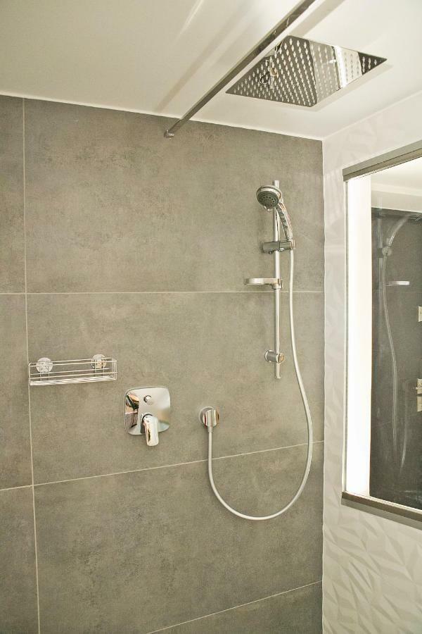 Bracka Garden Apartment *
